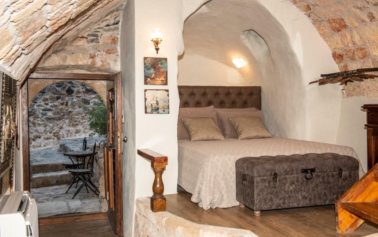 Casa Felicia-The Castle Mansion Villa Monemvasía Dış mekan fotoğraf